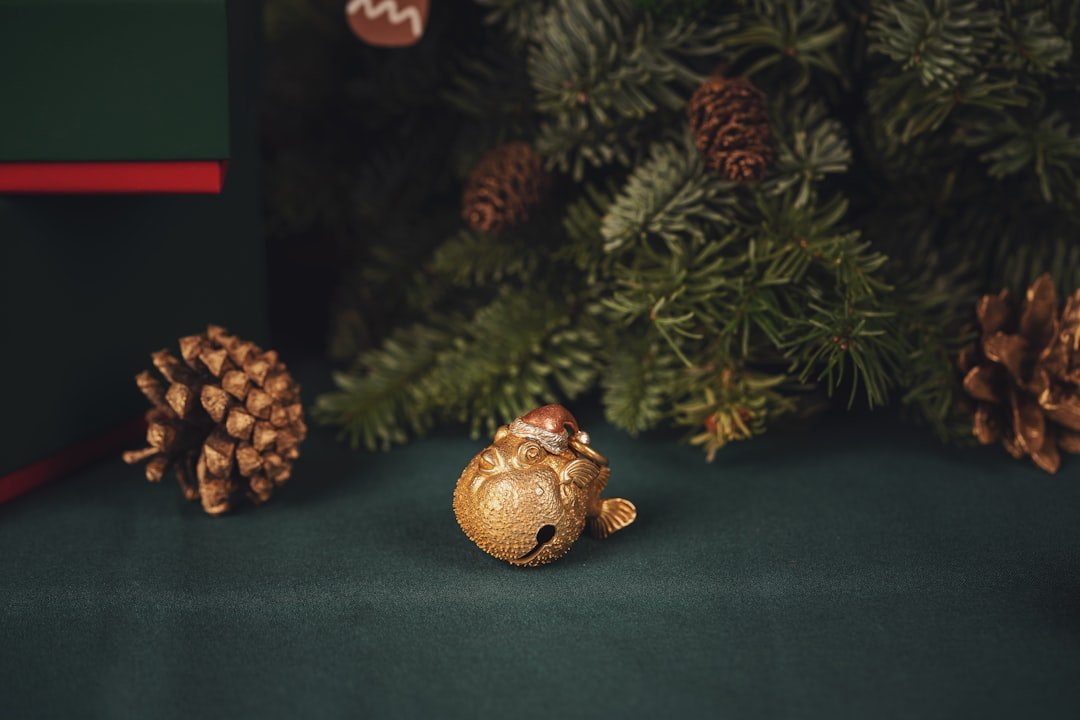 Kako uštedjeti novac tijekom božićnih blagdana 2025? povezana slika