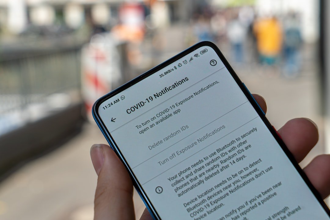 najčešće greške kod mobilnih ugovora povezana slika