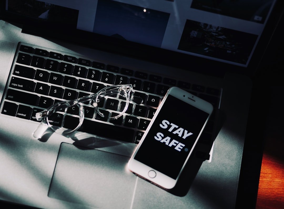 Mobilno bankarstvo: Najsigurnije aplikacije i kako ih koristiti bez rizika povezana slika